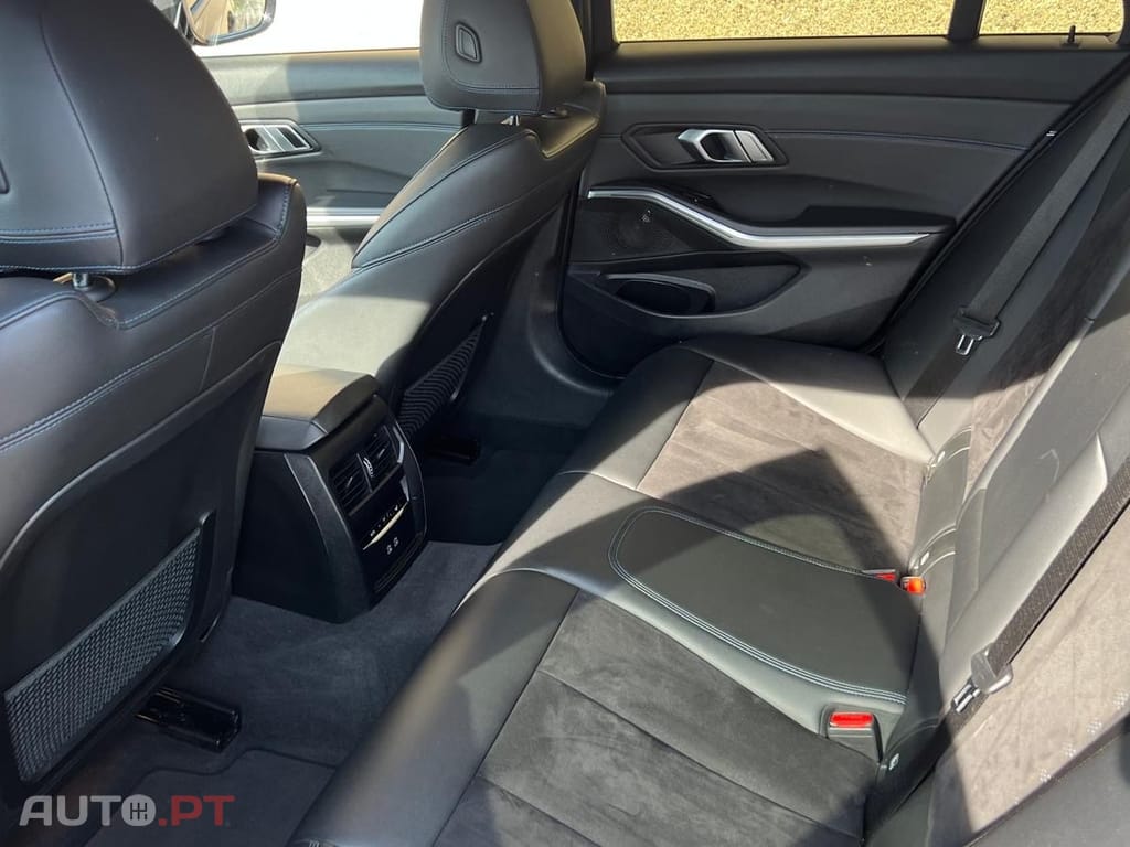 BMW 330 E Touring Pack M Auto