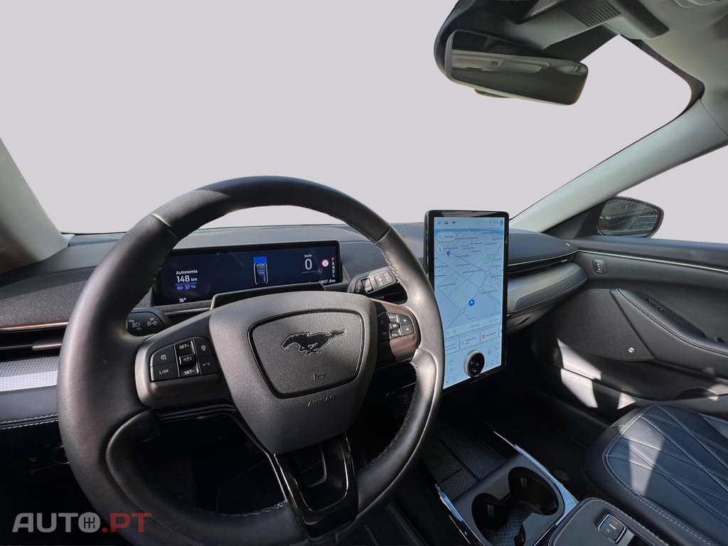 Ford Mustang Mach-E 75.7 kWh Premium AWD