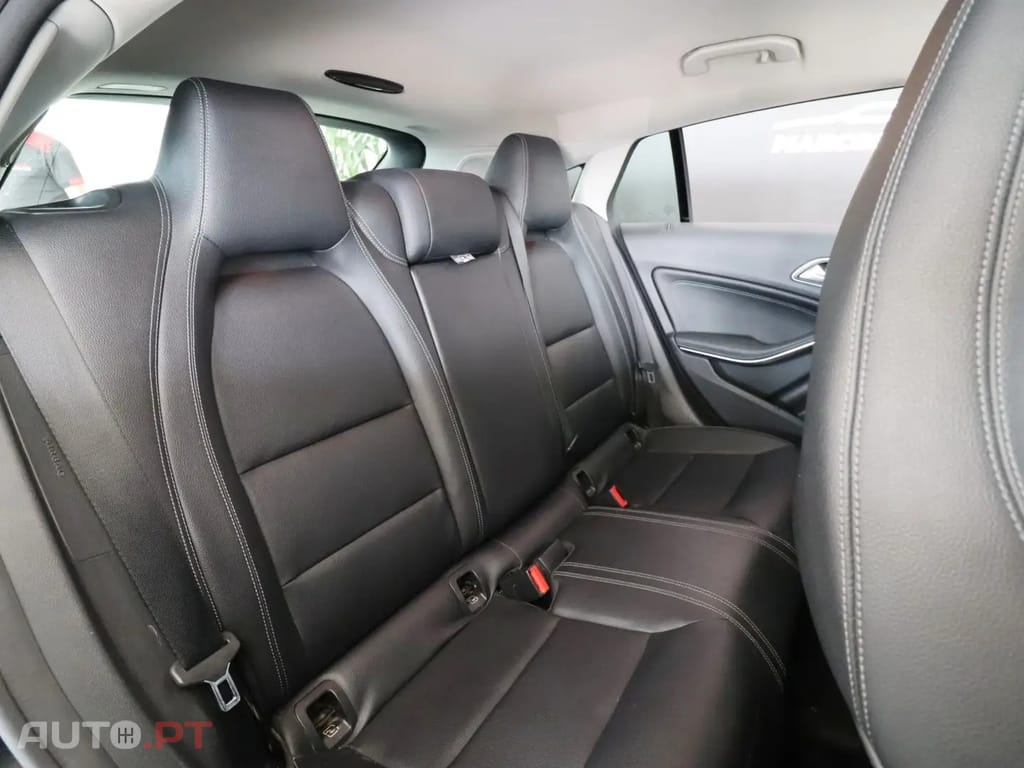 Mercedes-Benz CLA 180 d Shooting Brake