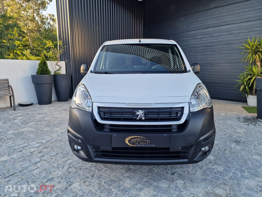 Peugeot Partner 1.6 HDI 3LUG GPS PREMIUIM (FULL EXTRAS)