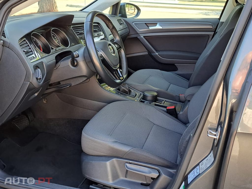 Volkswagen Golf Confotline