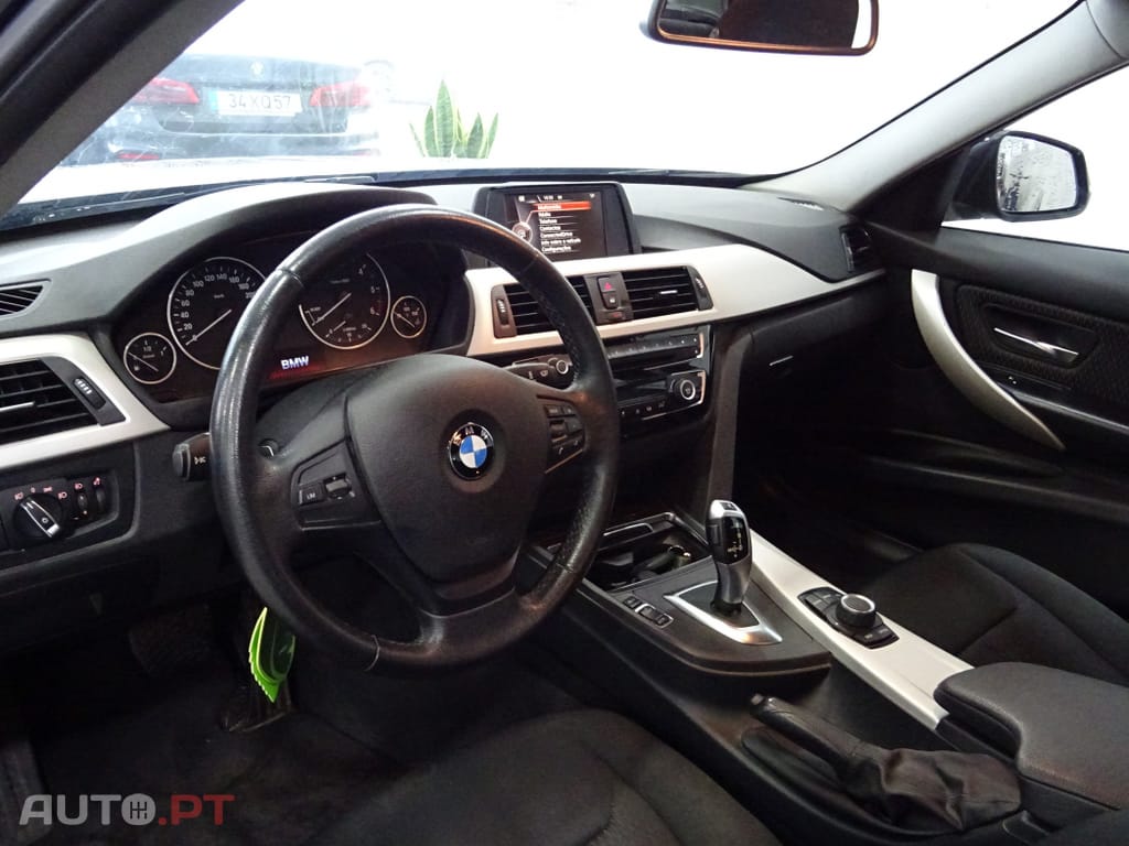 BMW 318 d Advantage Auto