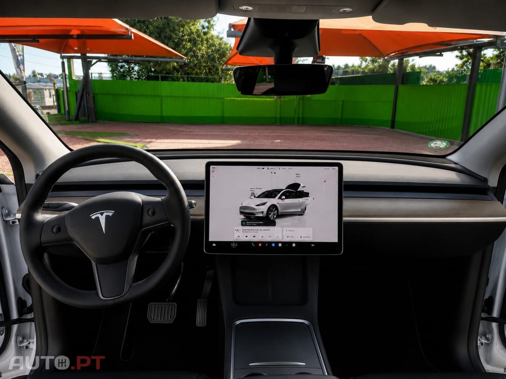 Tesla Model Y Standard