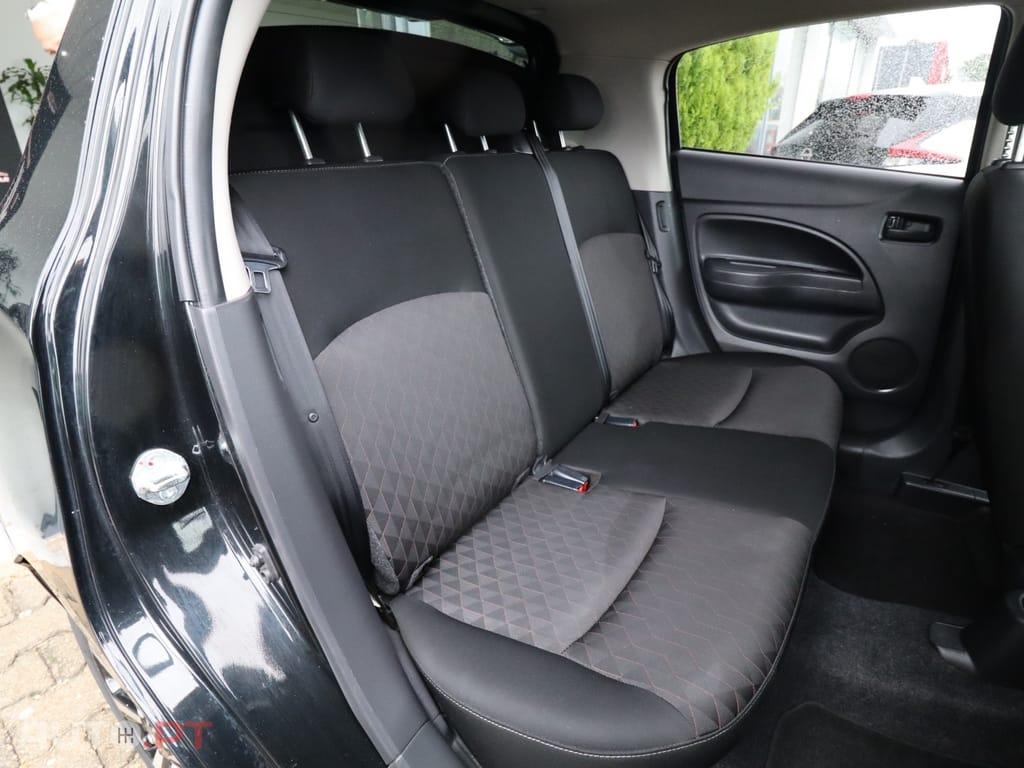 Mitsubishi Space Star 1.2 Connect Edition