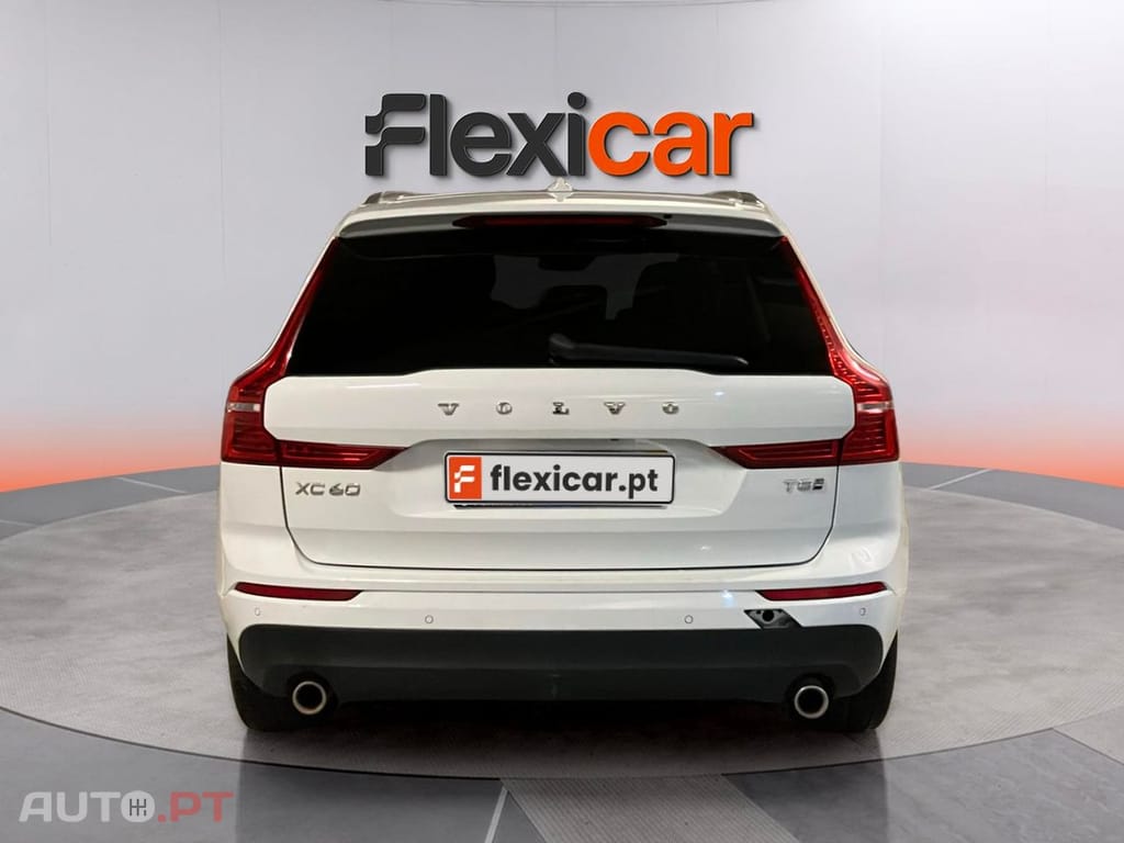 Volvo XC60 2.0 T8 PHEV Momentum AWD