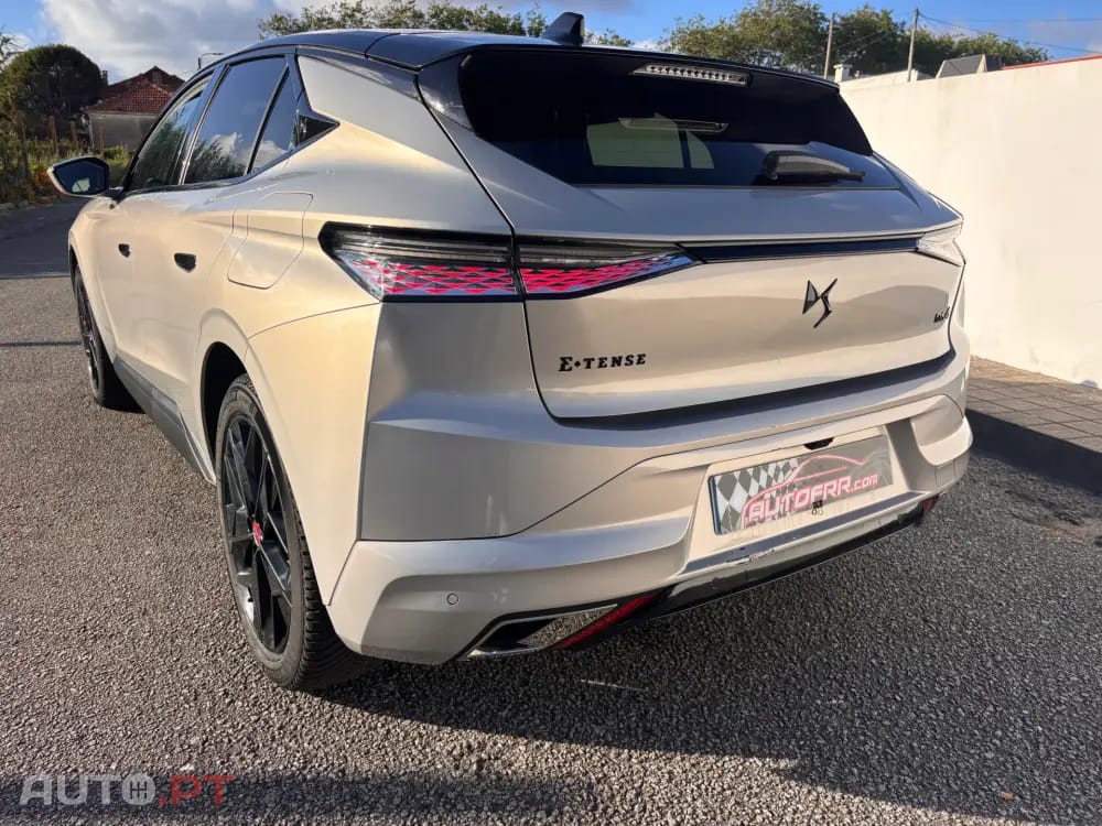 DS DS4 E-Tense Performance Line EAT8