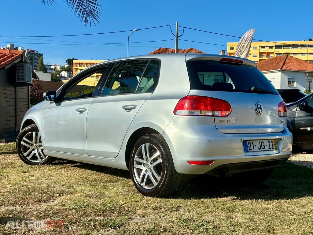 Volkswagen Golf VI 1.6 TDi Confortline