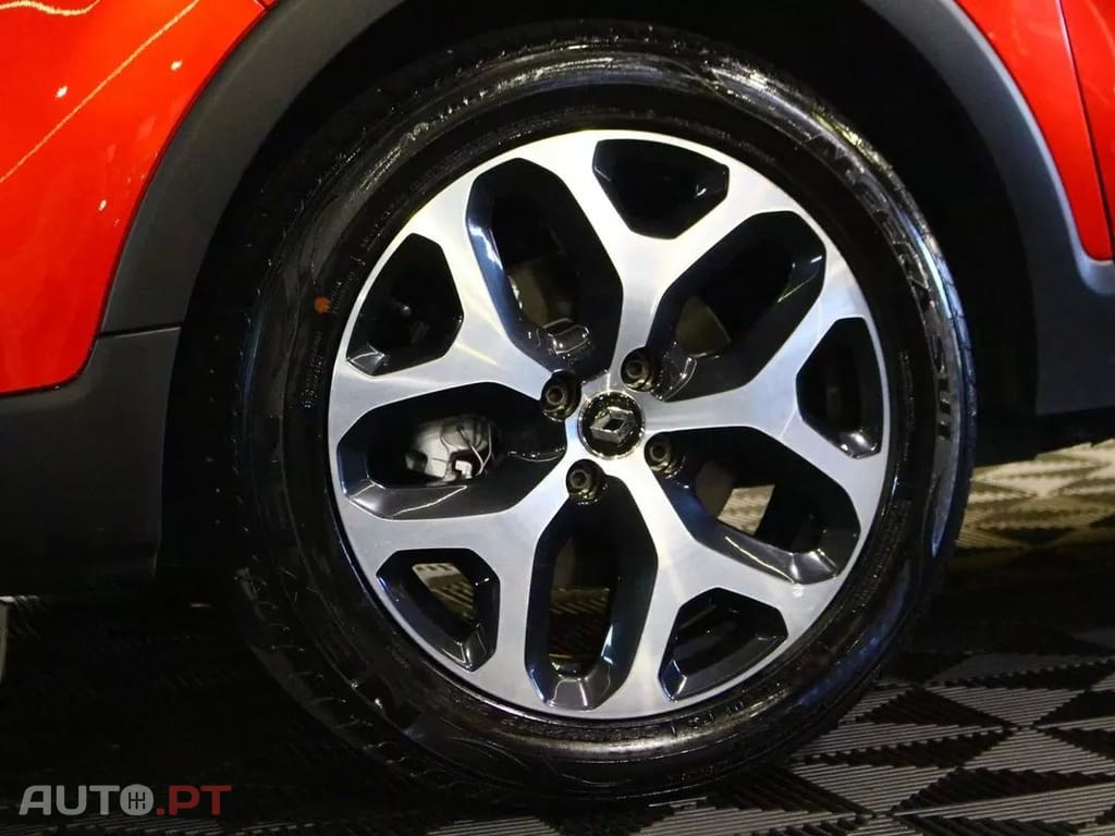 Renault Captur 1.5 dCi Red Edition