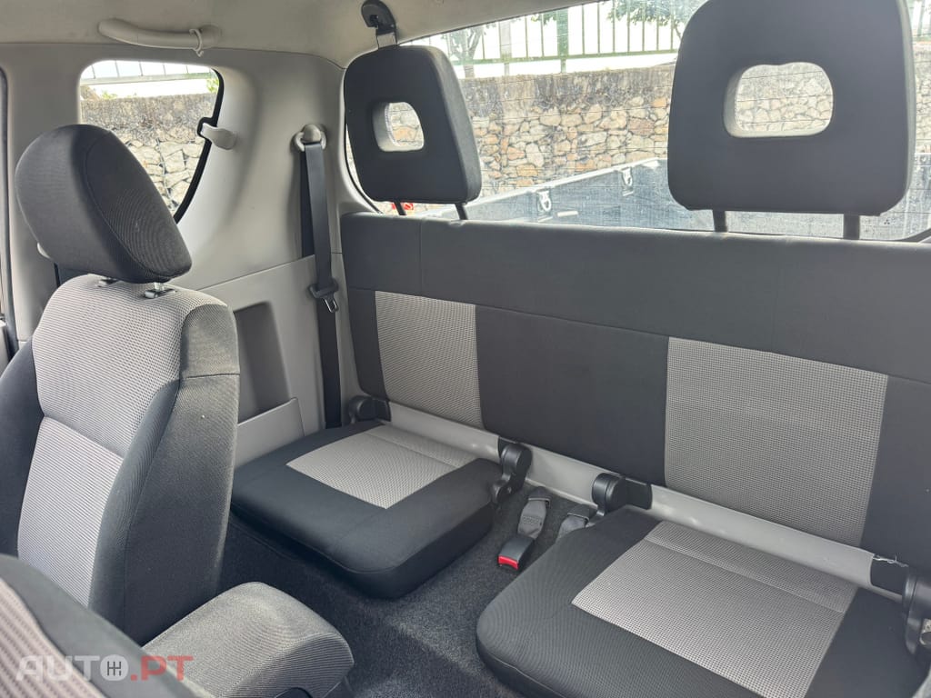 Mitsubishi L200 2.5 DI-D Club Intense 4WD