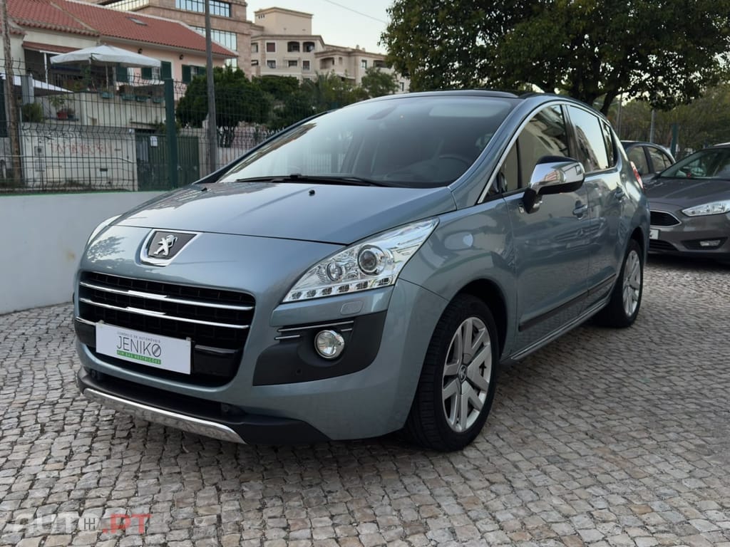 Peugeot 3008 2.0 HDi Hybrid4 99g