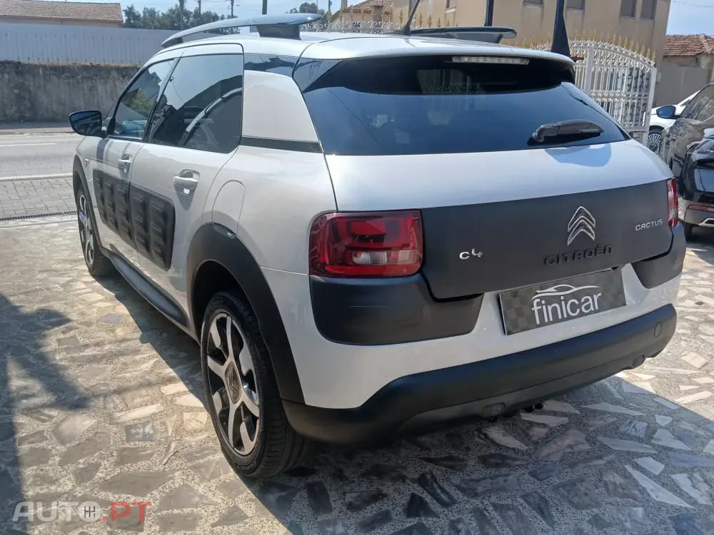 Citroen C4 Cactus Pure Tech e-THP 110 Stop&Start Shine