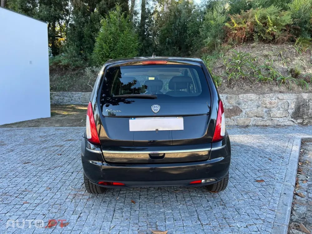 Lancia Musa 1.4 16V Platino