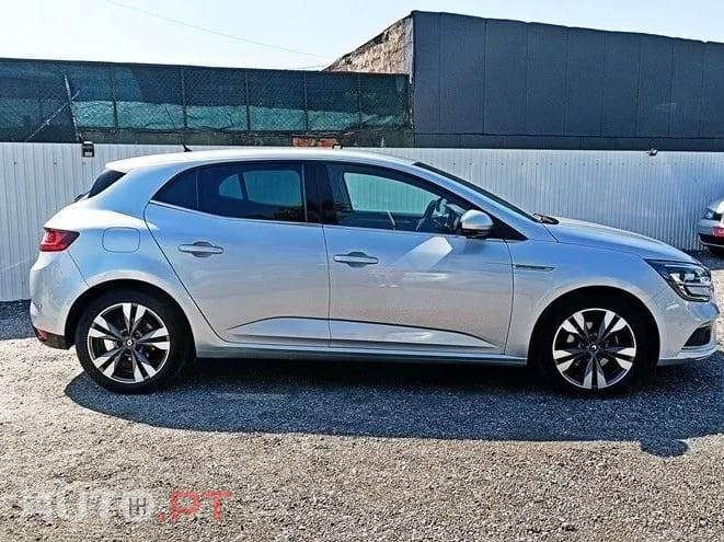 Renault Mégane 1.5 Blue dCi Intens