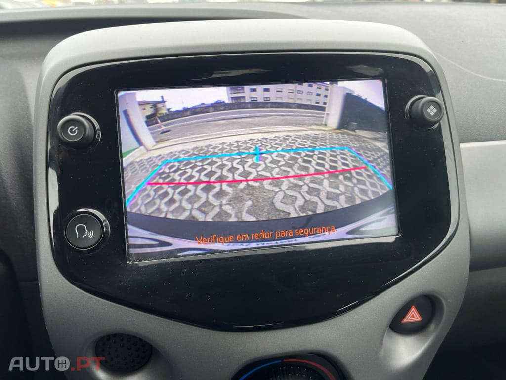 Toyota Aygo 1.0 X-Play+X-Touch