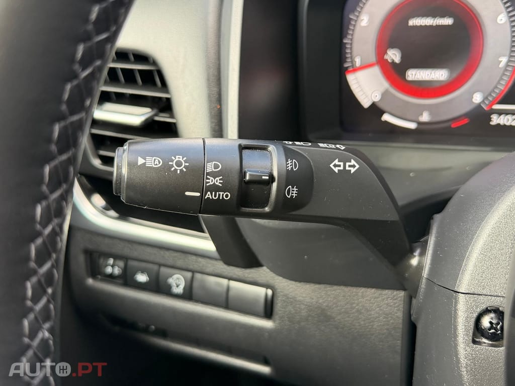 Nissan Qashqai 1.3 DIG-T N-Connecta LED
