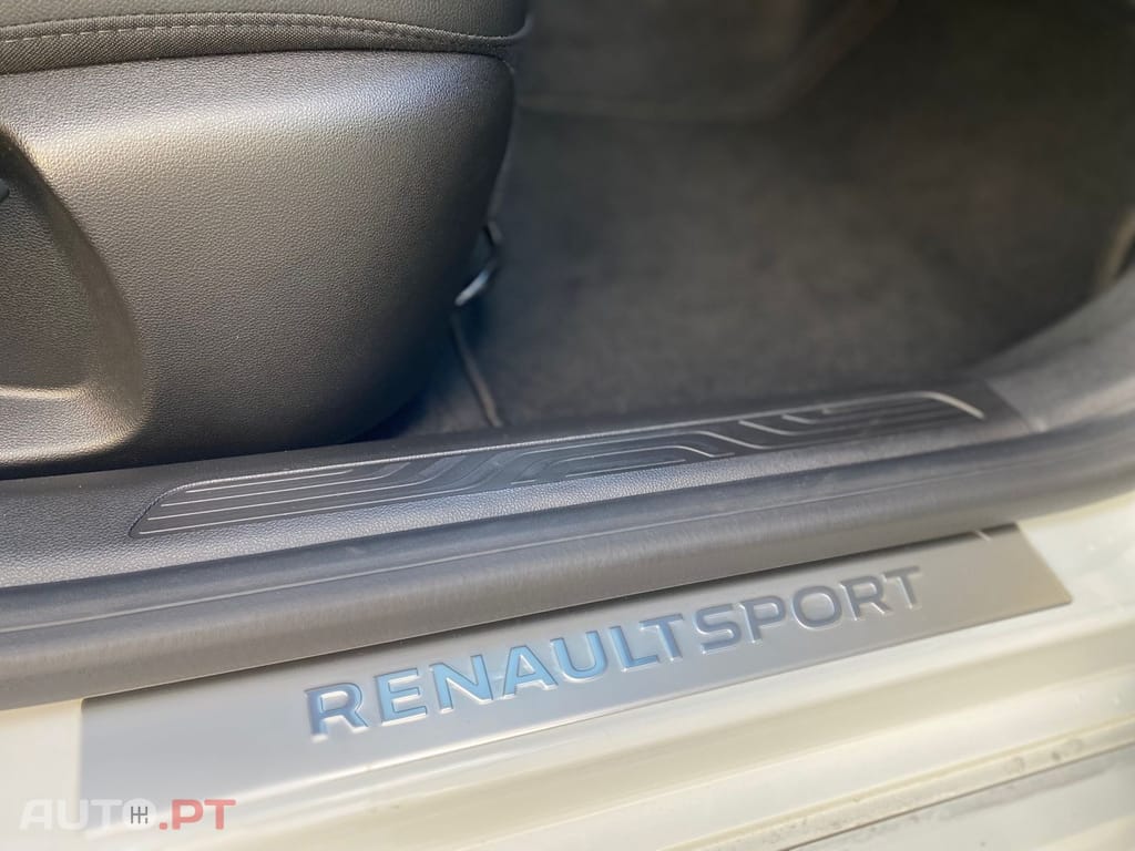 Renault Mégane 1.8 TCe R.S. Trophy EDC