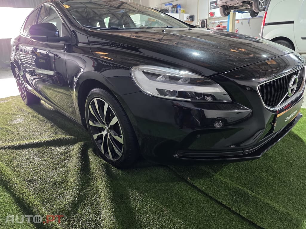 Volvo V40 2.0 D2 Momentum