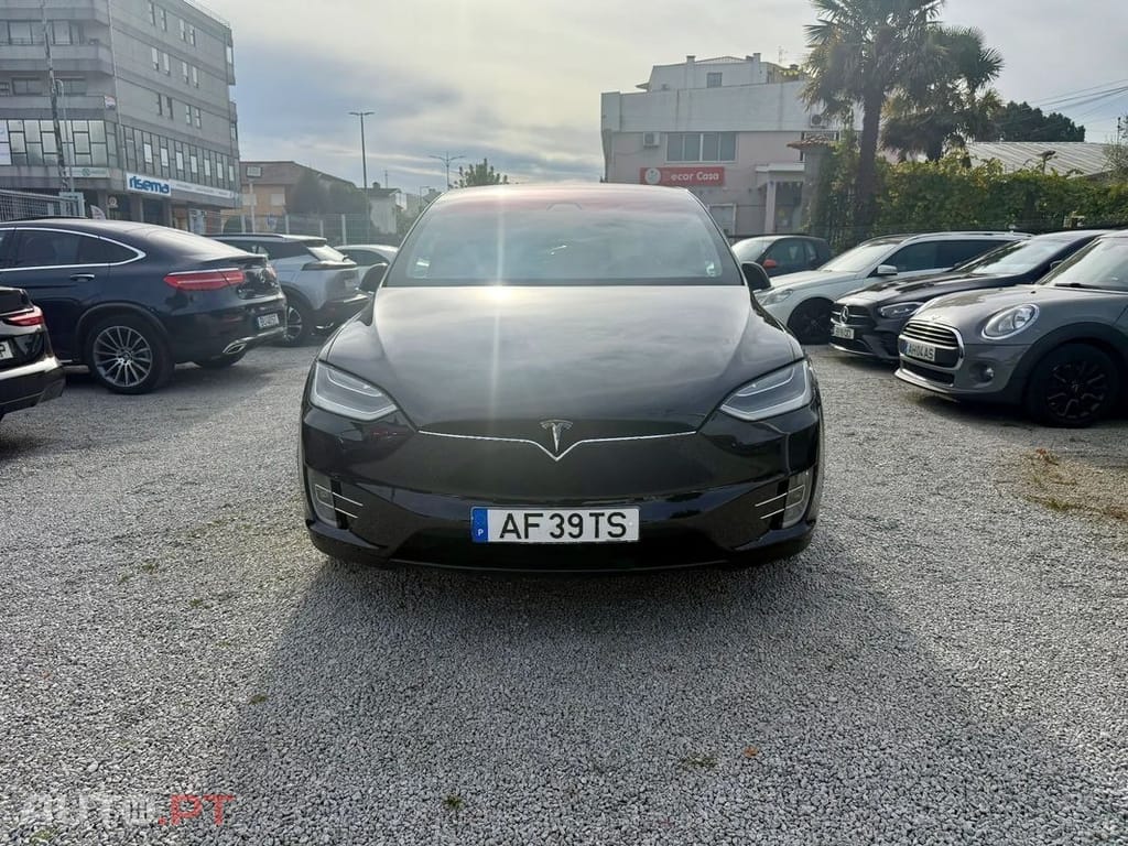 Tesla Model X P90D AWD