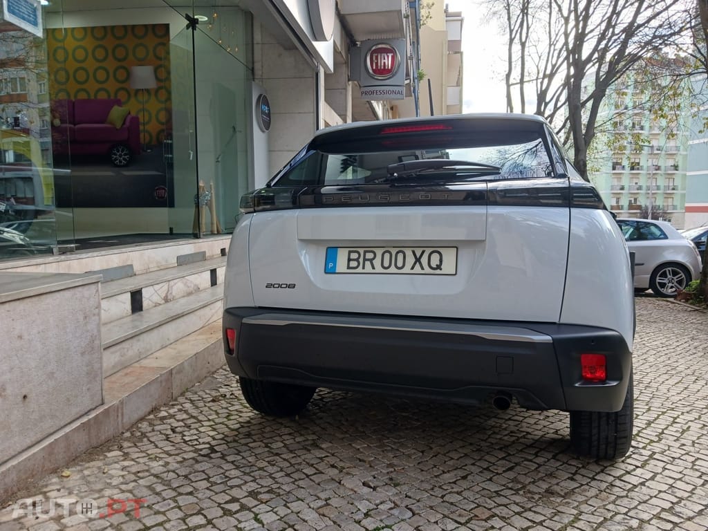 Peugeot 2008 1.2 PureTech Style