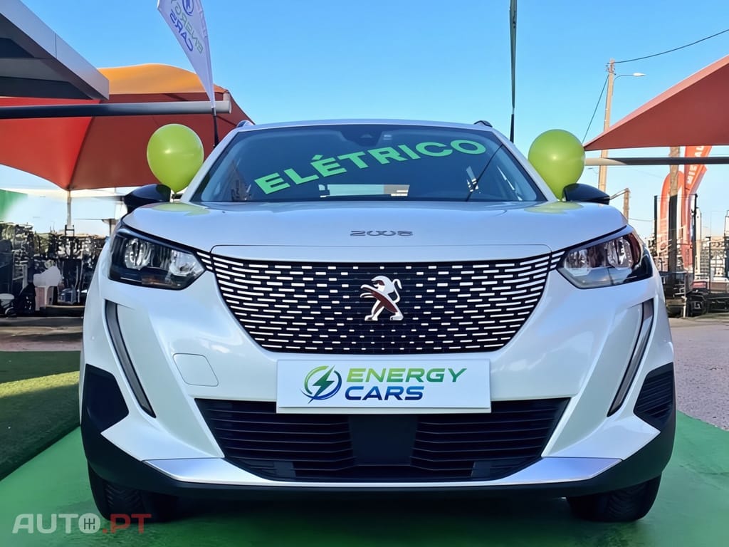 Peugeot E-2008 50 kWh Style