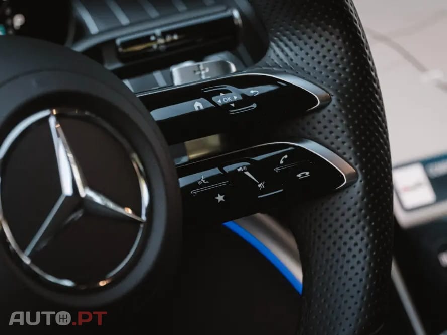 Mercedes-Benz C 300 e AMG Line