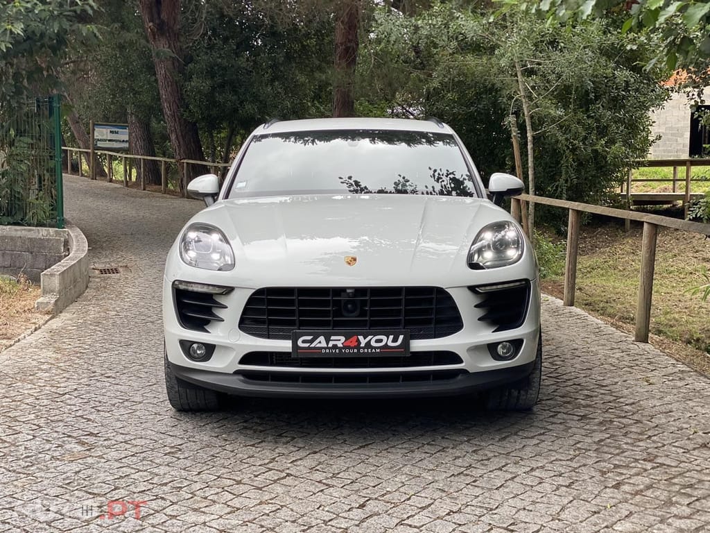 Porsche Macan S