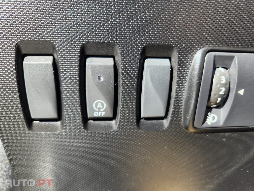 Renault Twingo 1.0 SCe Night&Day