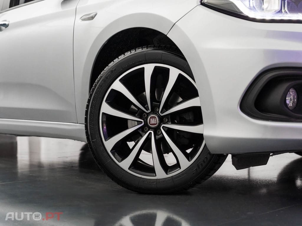 Fiat Tipo 1.3 M-Jet Lounge