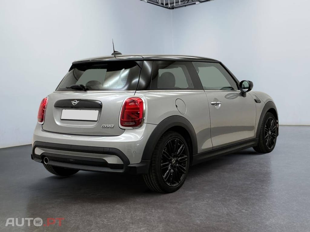 MINI One Cooper Premium Edition