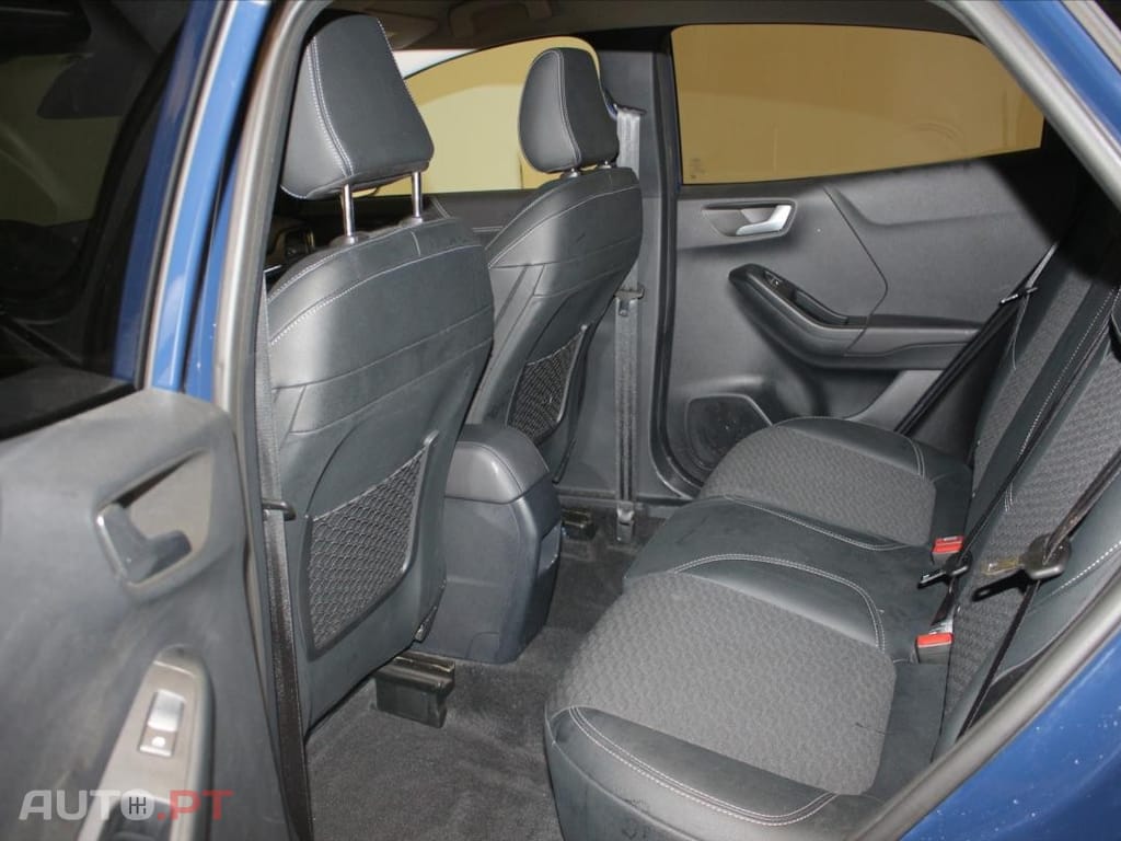 Ford Puma 1.0 EcoBoost Hybrid TITANIUM X