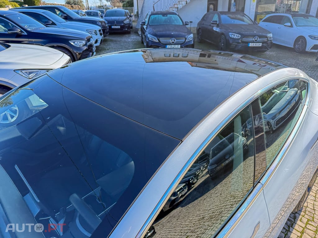 Tesla Model 3 Long-Range Dual Motor AWD