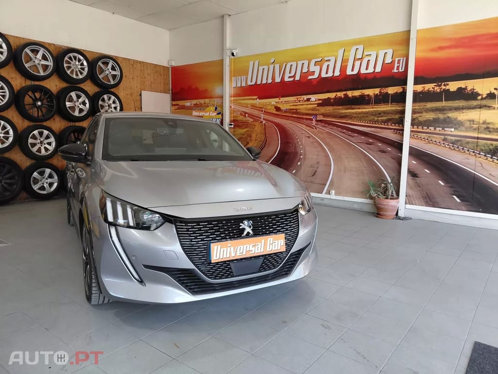 Peugeot E-208 50 kWh GT Line
