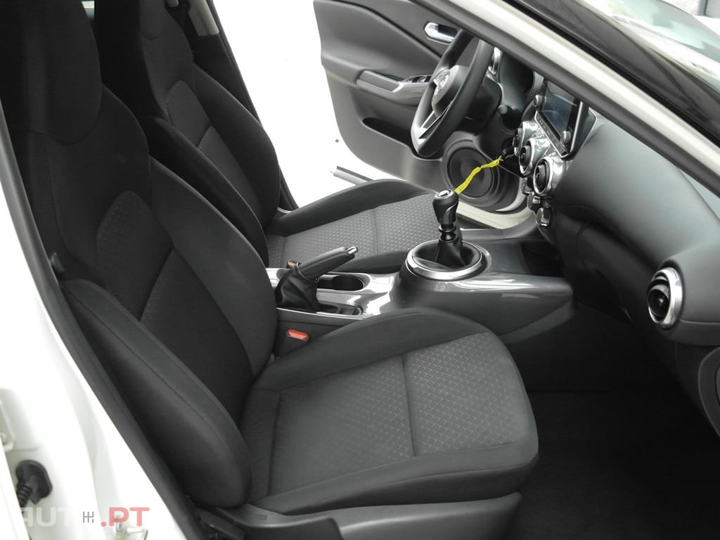 Nissan Juke 1.0 DIG-T N-Connecta