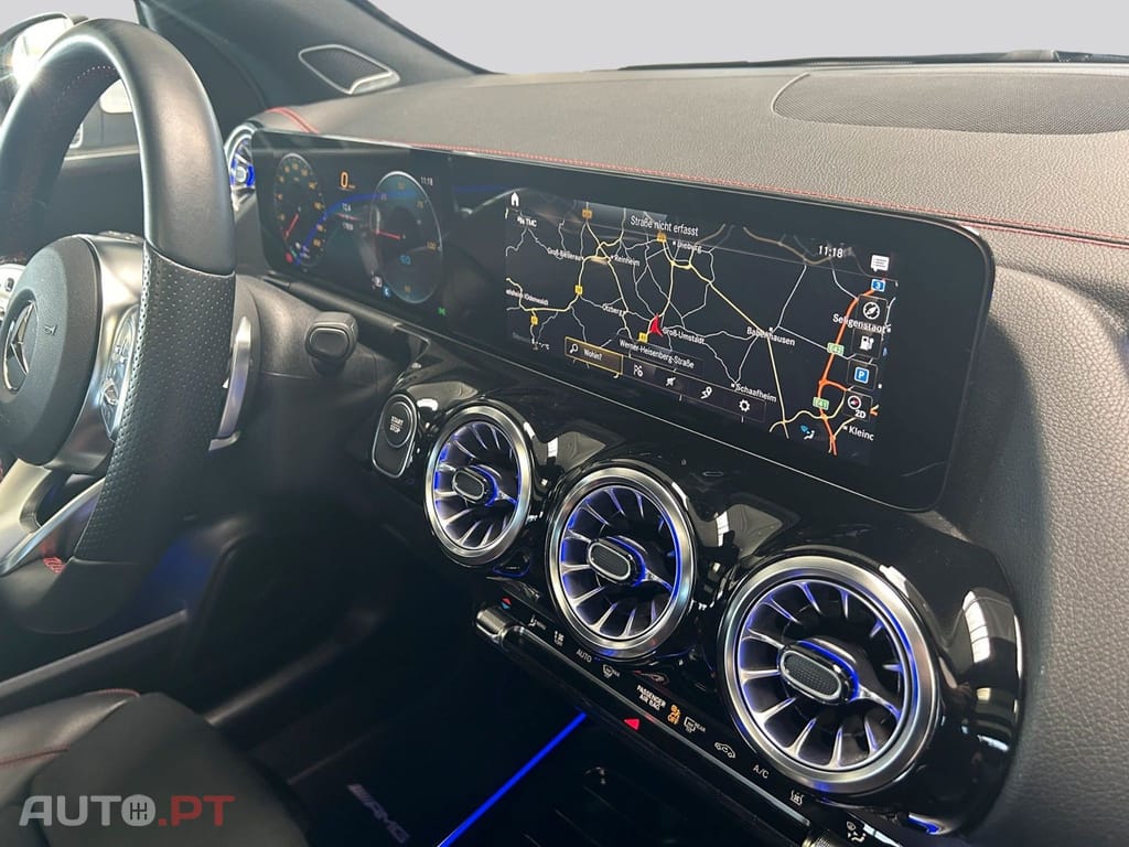 Mercedes-Benz EQA I.V.A DEDUTIVEL 250 AMG + TETO 