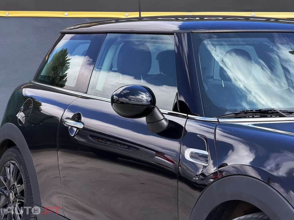 MINI Cooper Cooper D