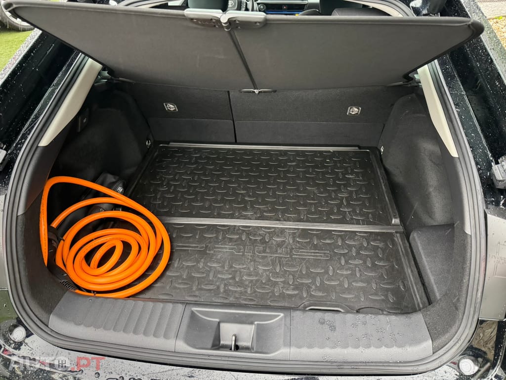 Toyota Prius 2.0 Plug-in Luxury