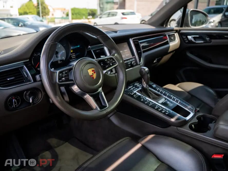 Porsche Macan S