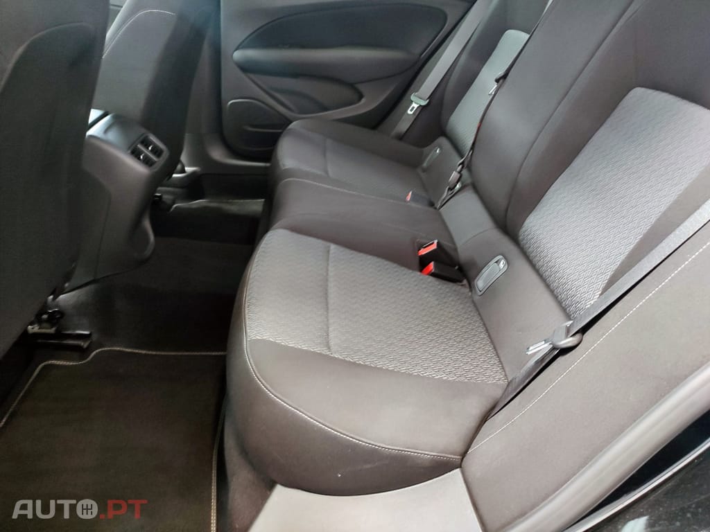 Opel Insignia 1.6 CDTI BUSINESS