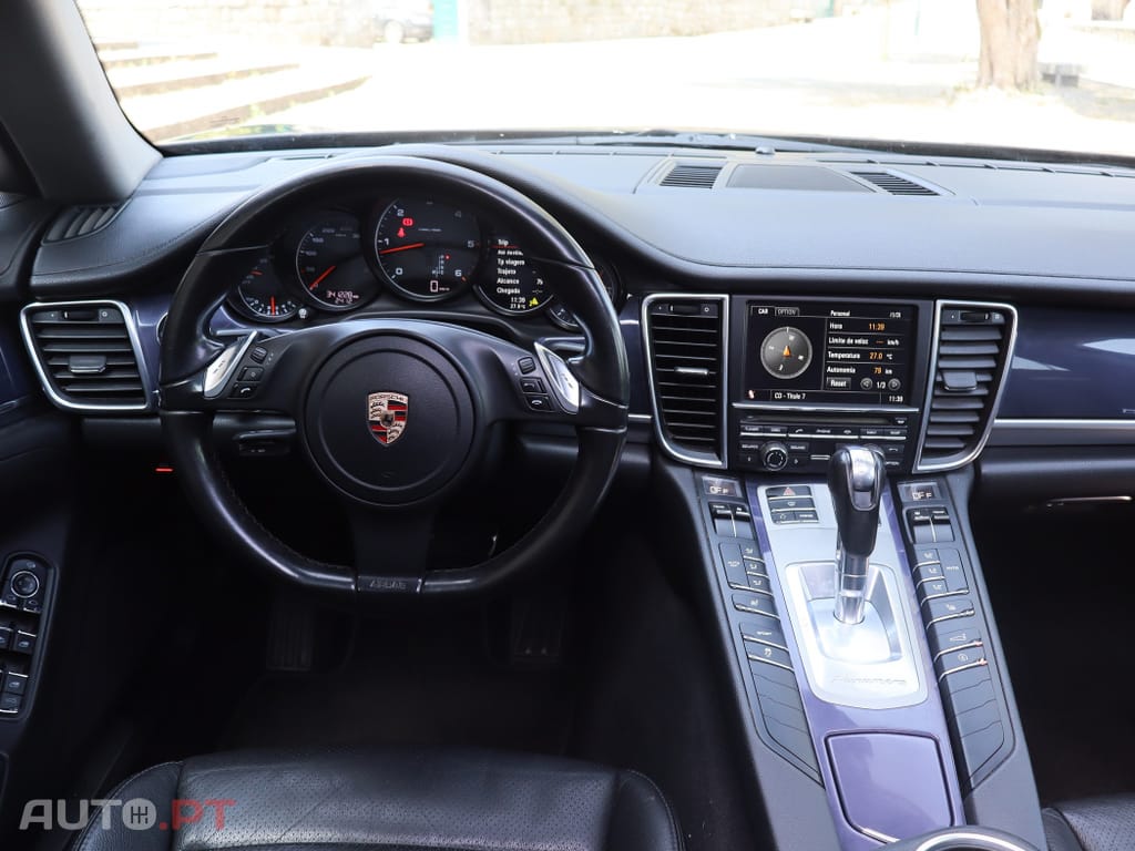 Porsche Panamera Platinum Edition