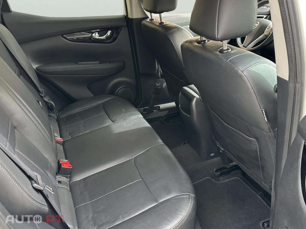 Nissan Qashqai 1.6 dCi Tekna Premium +Xtronic
