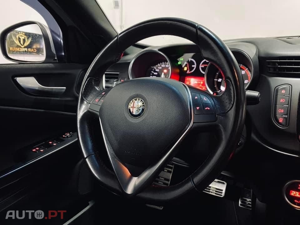 Alfa Romeo Giulietta 2.0 JTDm Sprint Speciale