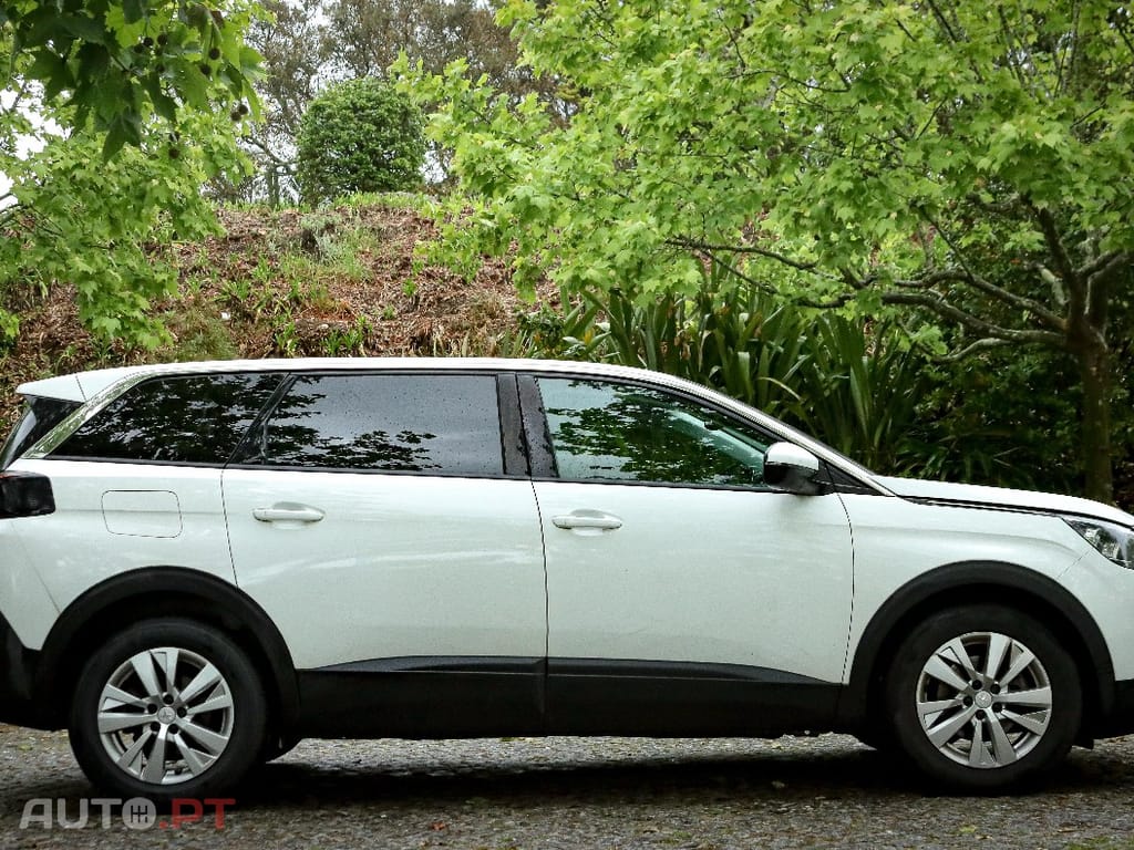 Peugeot 5008 1.5 BlueHDi Allure EAT8