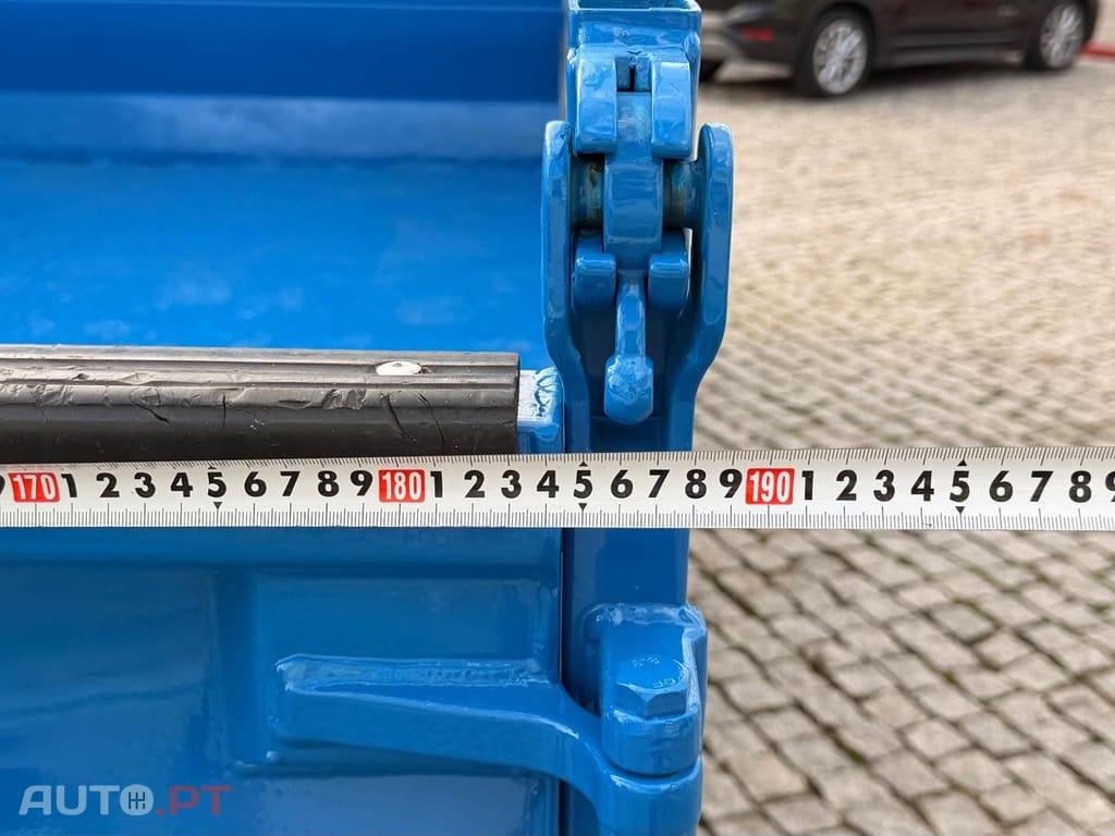 Mitsubishi Canter BASCULA