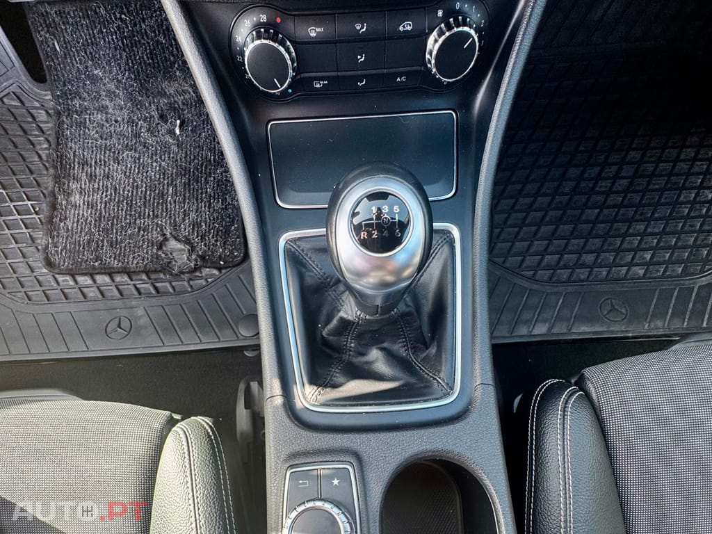 Mercedes-Benz A 180 Amg Line