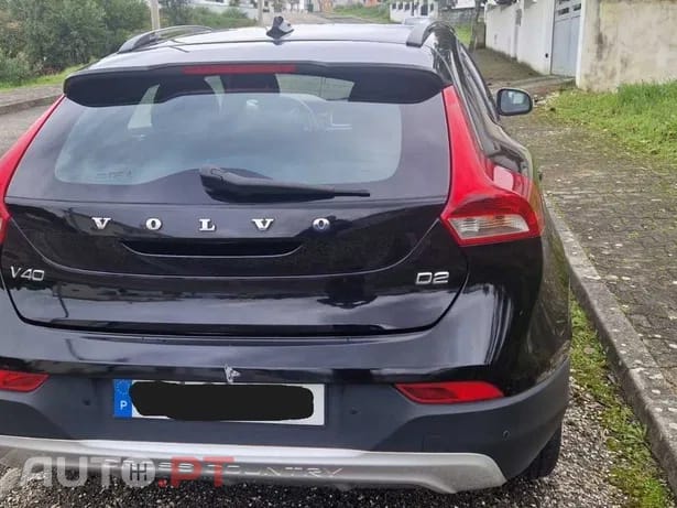 Volvo V40 Cross Country momentum