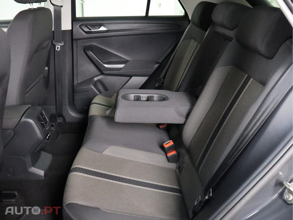 Volkswagen T-Roc 1.6 TDI STYLE