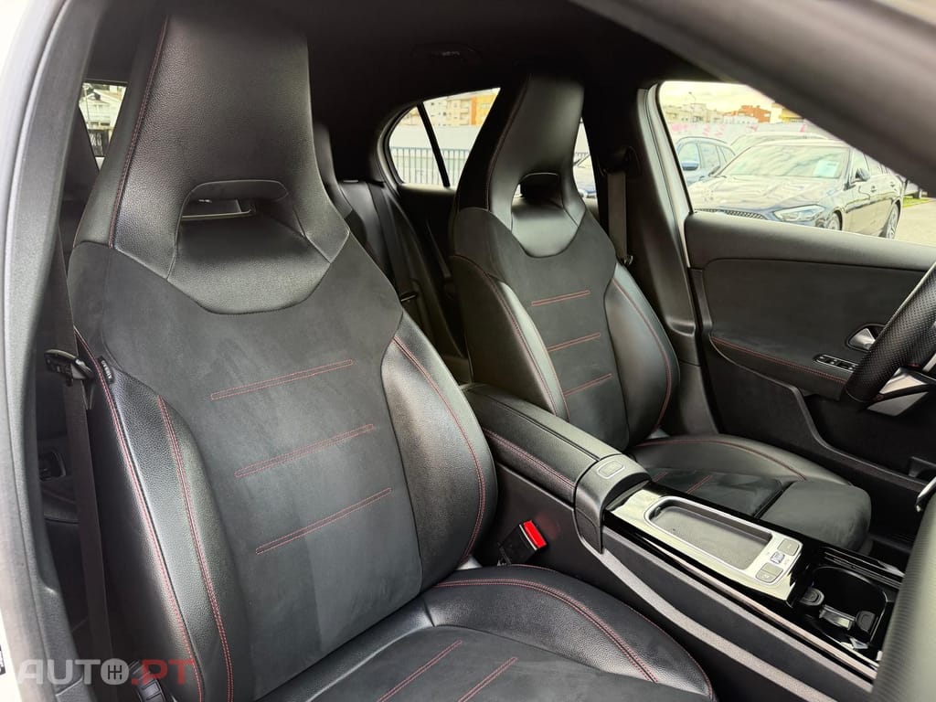 Mercedes-Benz A 250 e AMG Line