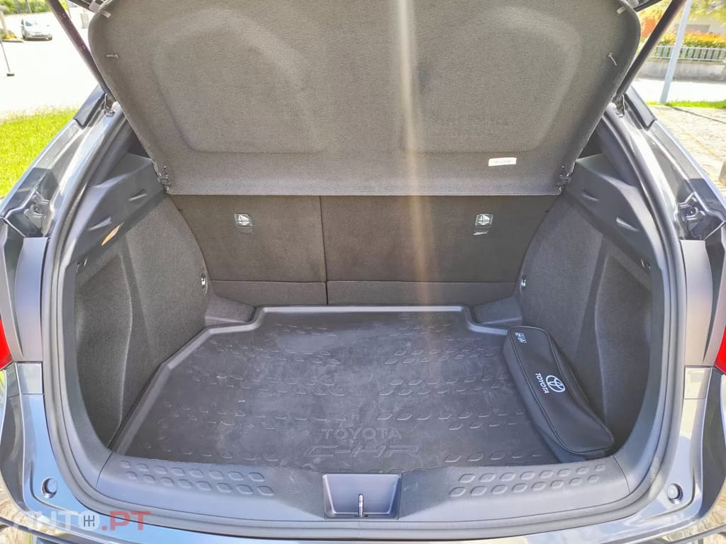 Toyota C-HR 1.8 HSD Exclusive+P.Luxury
