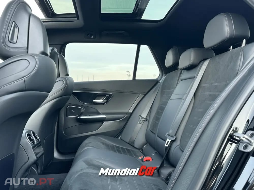 Mercedes-Benz C 300 C300e AMG Line Híbrido Plug-in