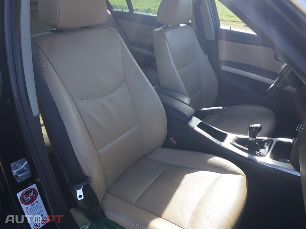 BMW 318 d Line Luxury